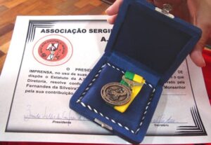 Presidente do ILBJ recebe homenagem