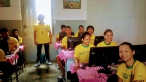 Computadores doados pelo ILBJ já fazem a diferença entre jovens de Japaratuba