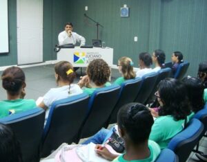 Redação para o Vestibular é tema de palestra