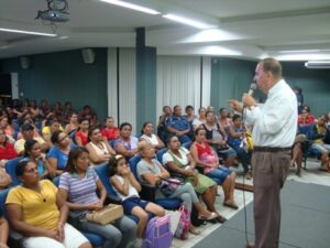 Pais demonstram gratidão durante reunião